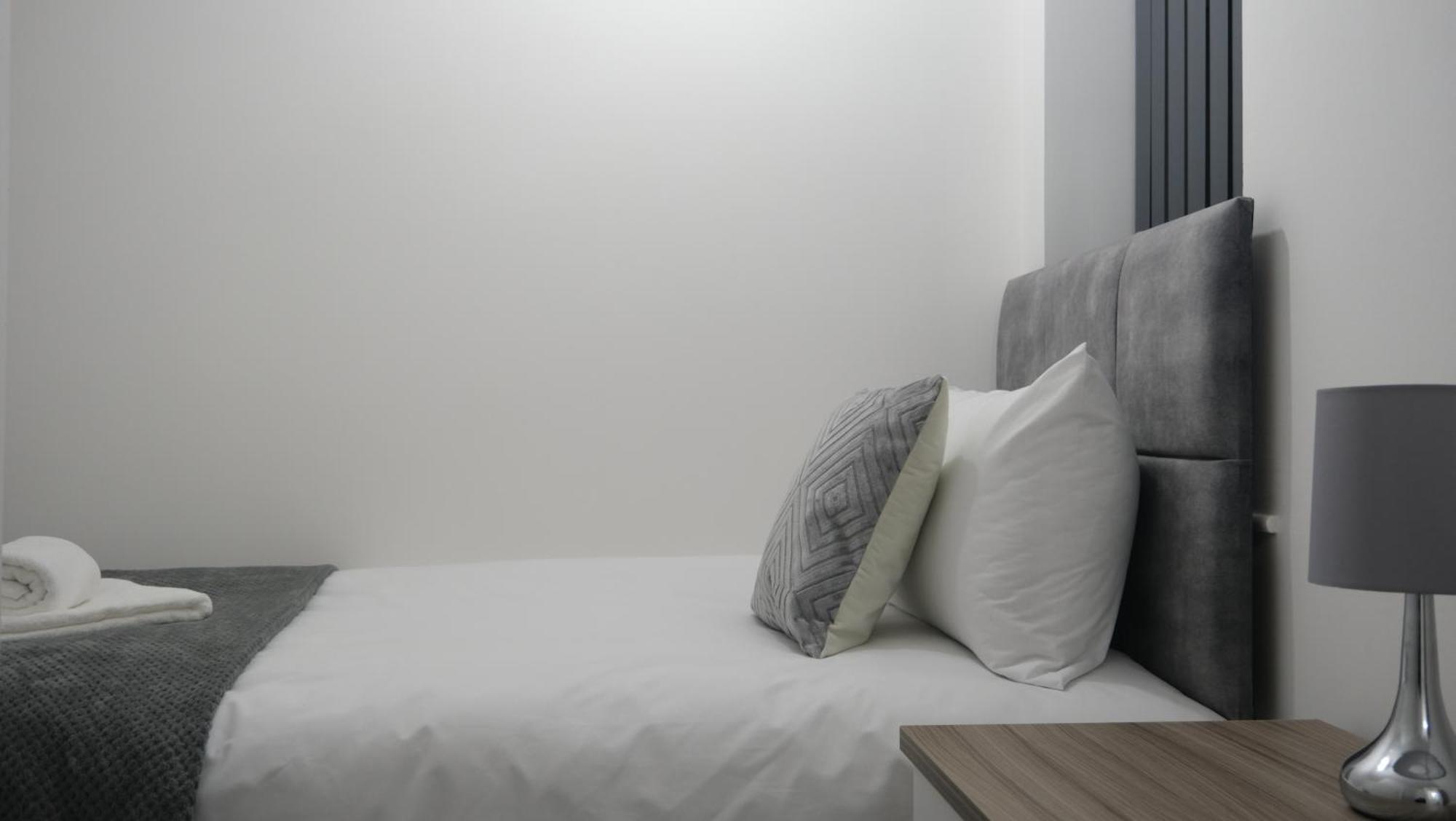 Modernized Three Bedroom House Near City Stadium, Attractions, City Centre - Sky N Netflix - Convenient Transport Manchester Exterior photo