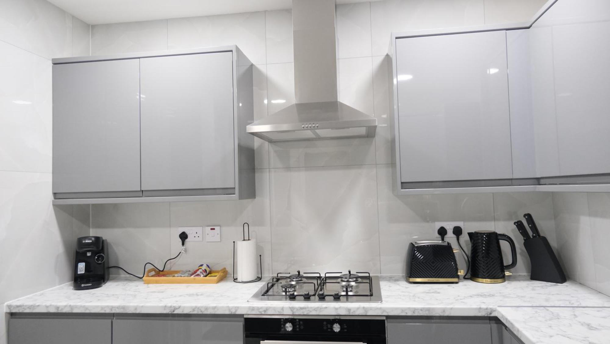 Modernized Three Bedroom House Near City Stadium, Attractions, City Centre - Sky N Netflix - Convenient Transport Manchester Exterior photo